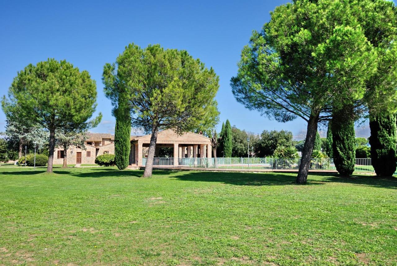 Villa I Casali Della Ghisleria à Ospedalicchio Extérieur photo
